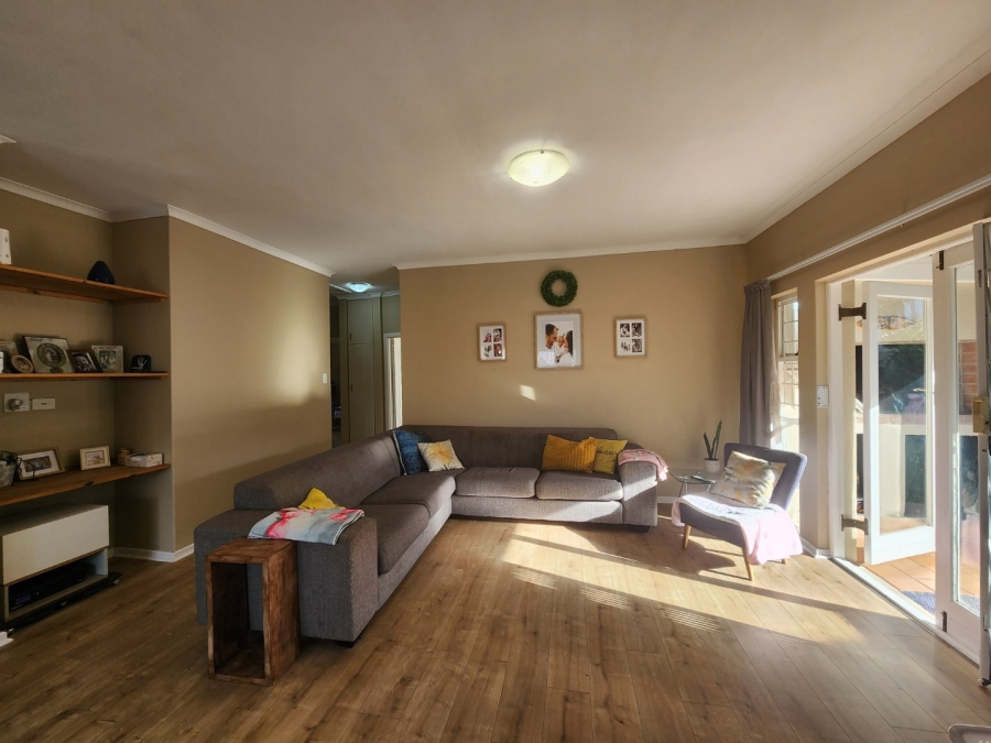 3 Bedroom Property for Sale in King George Park Western Cape